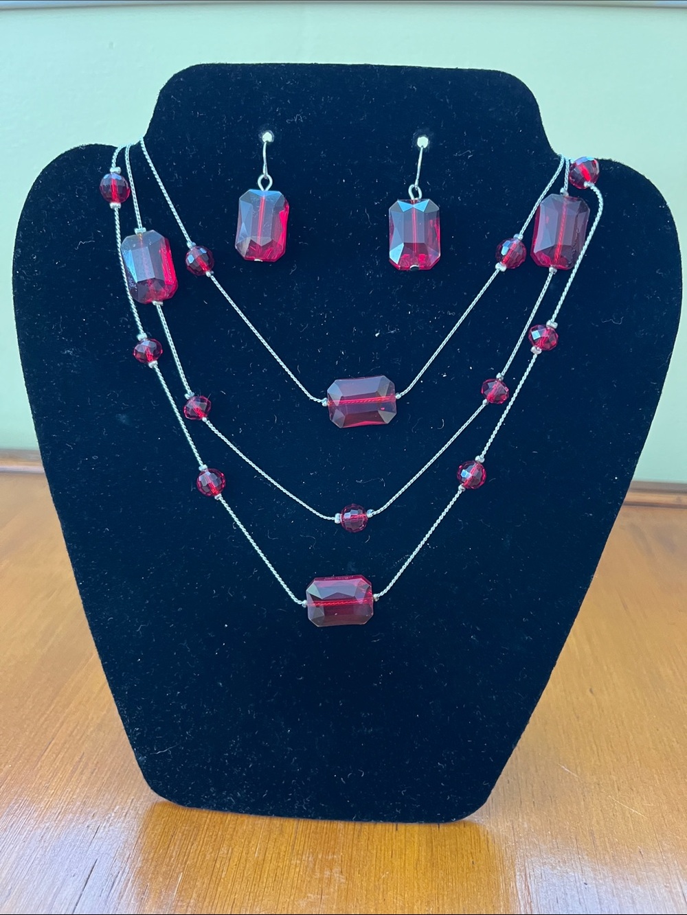 Red Faceted Glass Bead Charming Charlie Necklace & Earring Set - Women Jewelry